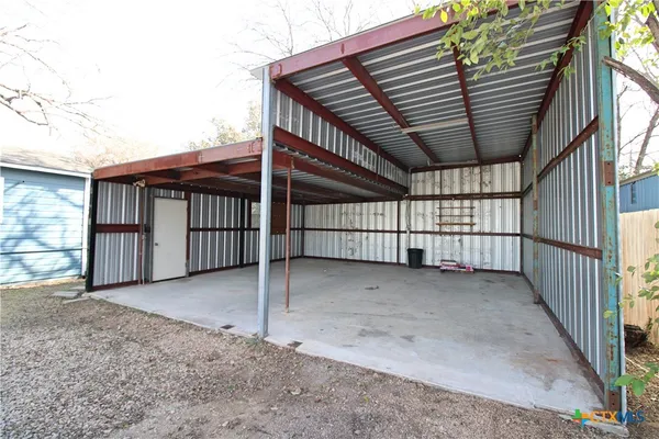$199,900 | 1001 East Main Street, Little River-Academy, TX 76554
