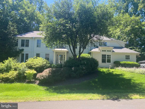 $2,200,000 | 11103 Burywood Lane, Reston, VA 20194