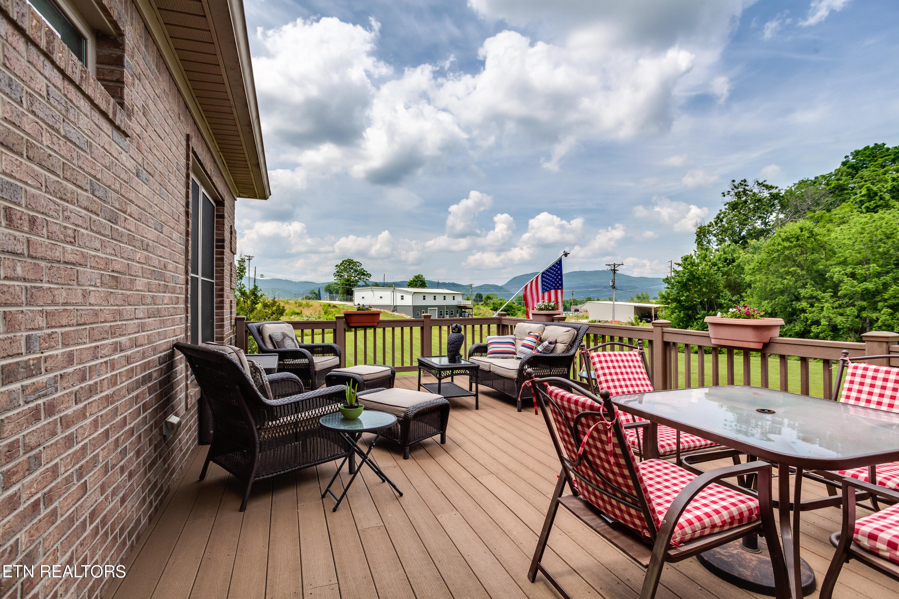 135 Deevel Boulevard Harrogate, TN 37752 - Photo 12 of 36 2 outdoor porches to enjoy