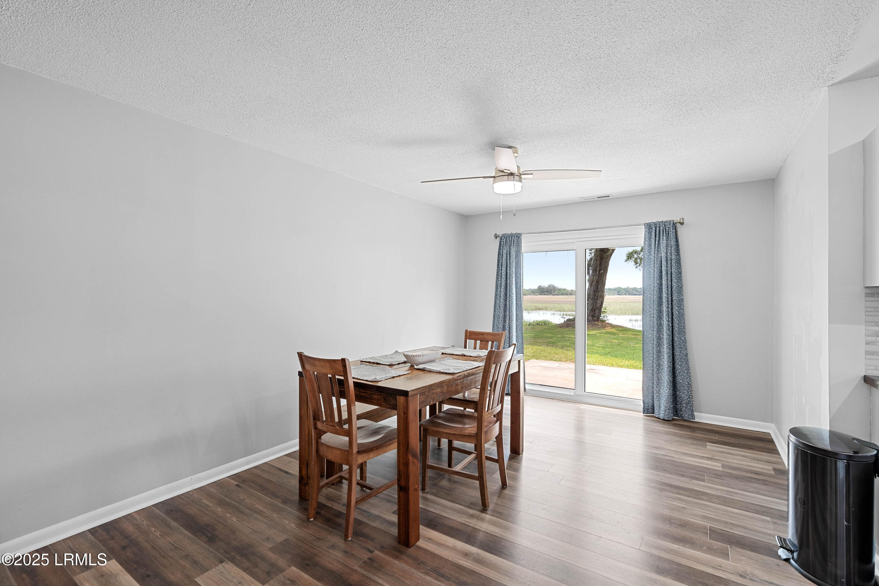 4018 Shell Point Road Beaufort, SC 29906 - Photo 12 of 38 4018 Shell Point-15