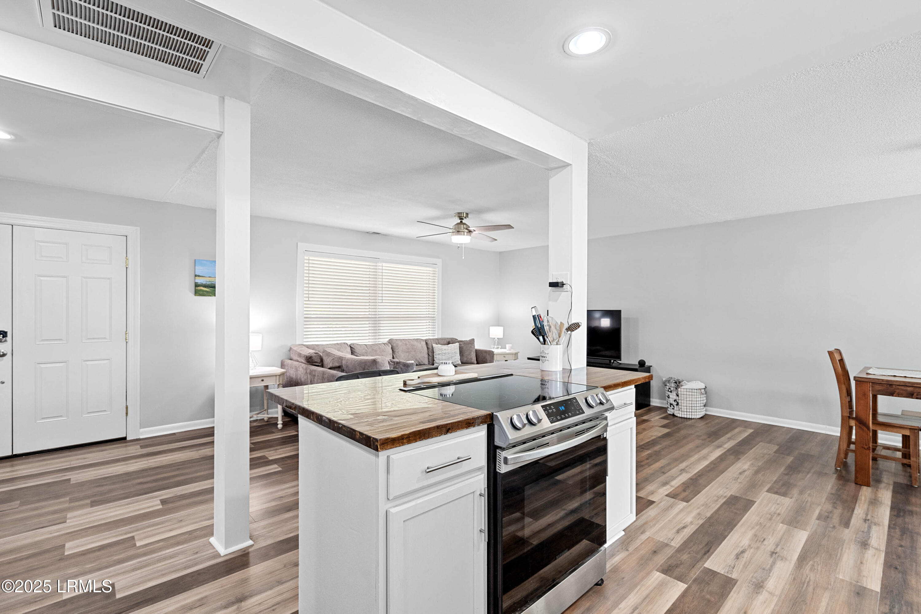 4018 Shell Point Road Beaufort, SC 29906 - Photo 16 of 38 4018 Shell Point-23