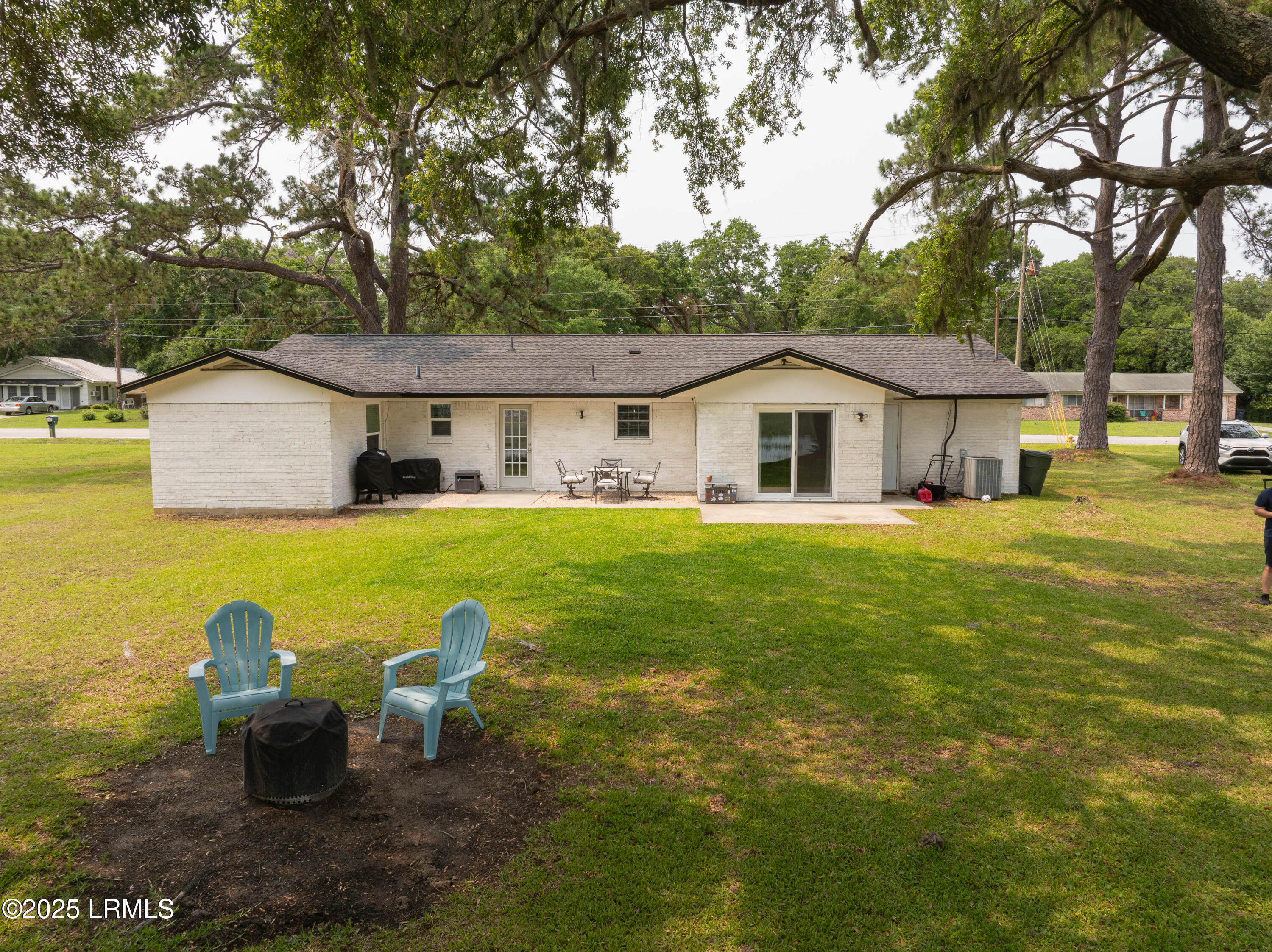 4018 Shell Point Road Beaufort, SC 29906 - Photo 33 of 38 4018 Shell Point Drone-13