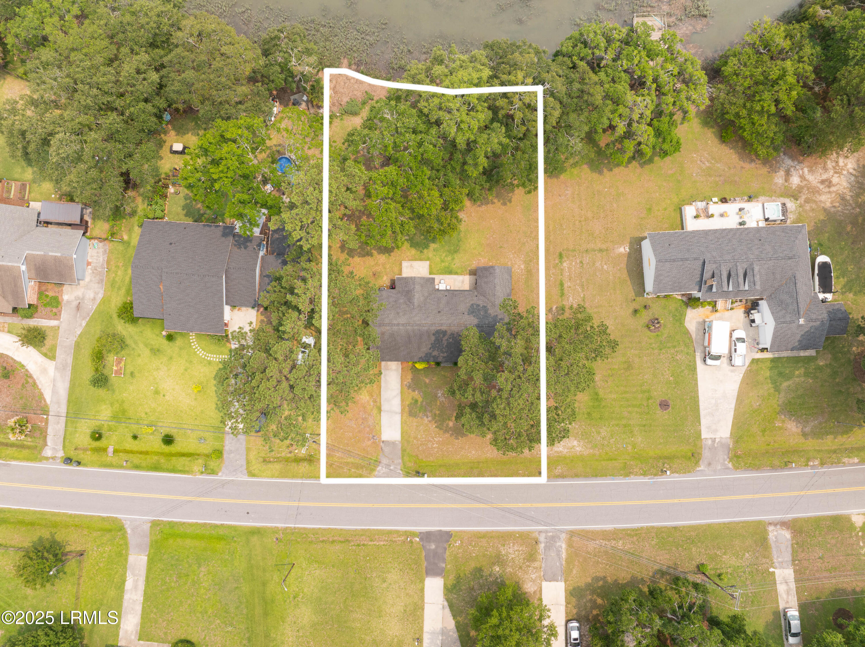 4018 Shell Point Road Beaufort, SC 29906 - Photo 4 of 38 4018 Shell Point Drone-26