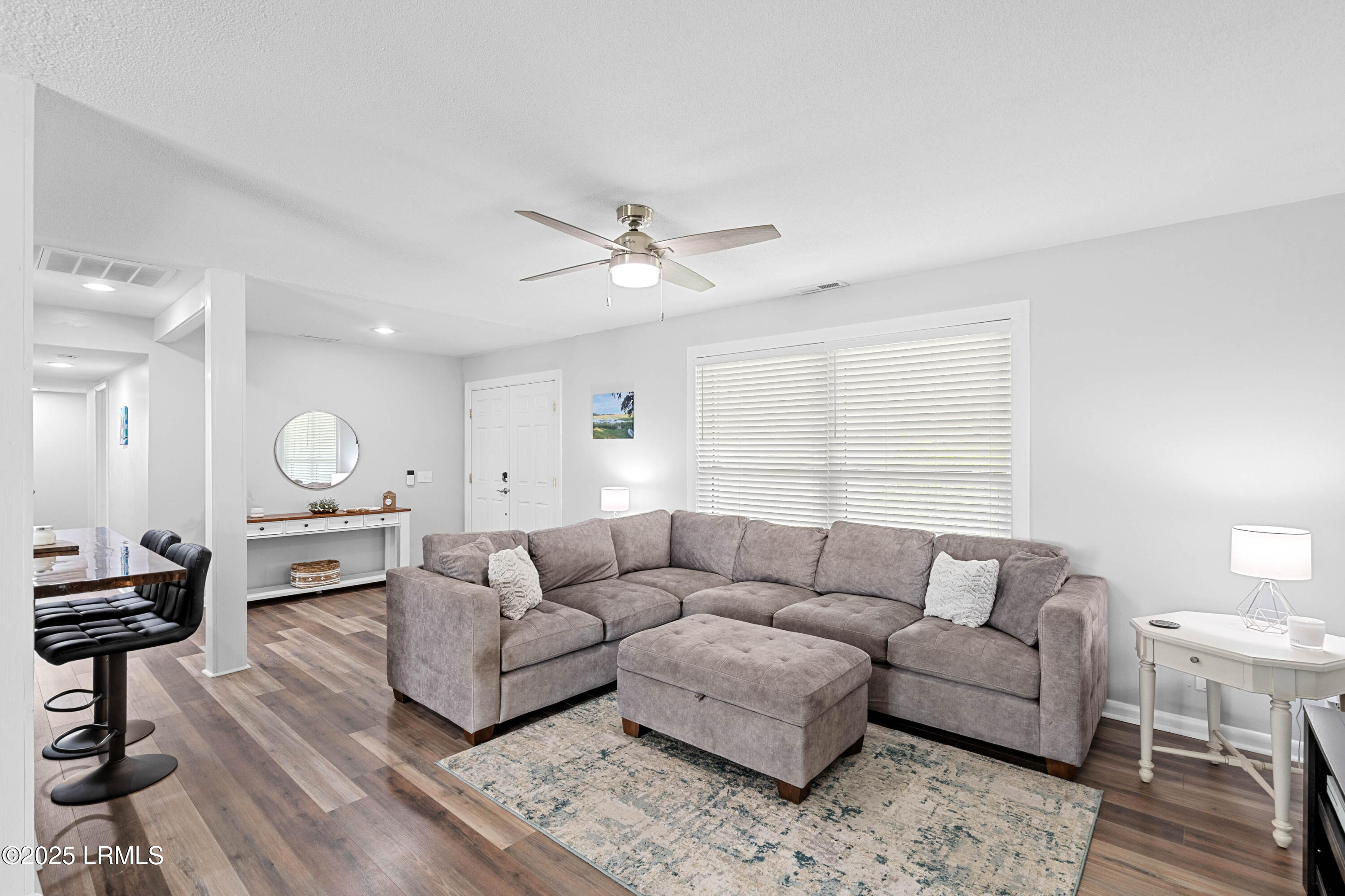 4018 Shell Point Road Beaufort, SC 29906 - Photo 7 of 38 4018 Shell Point-16