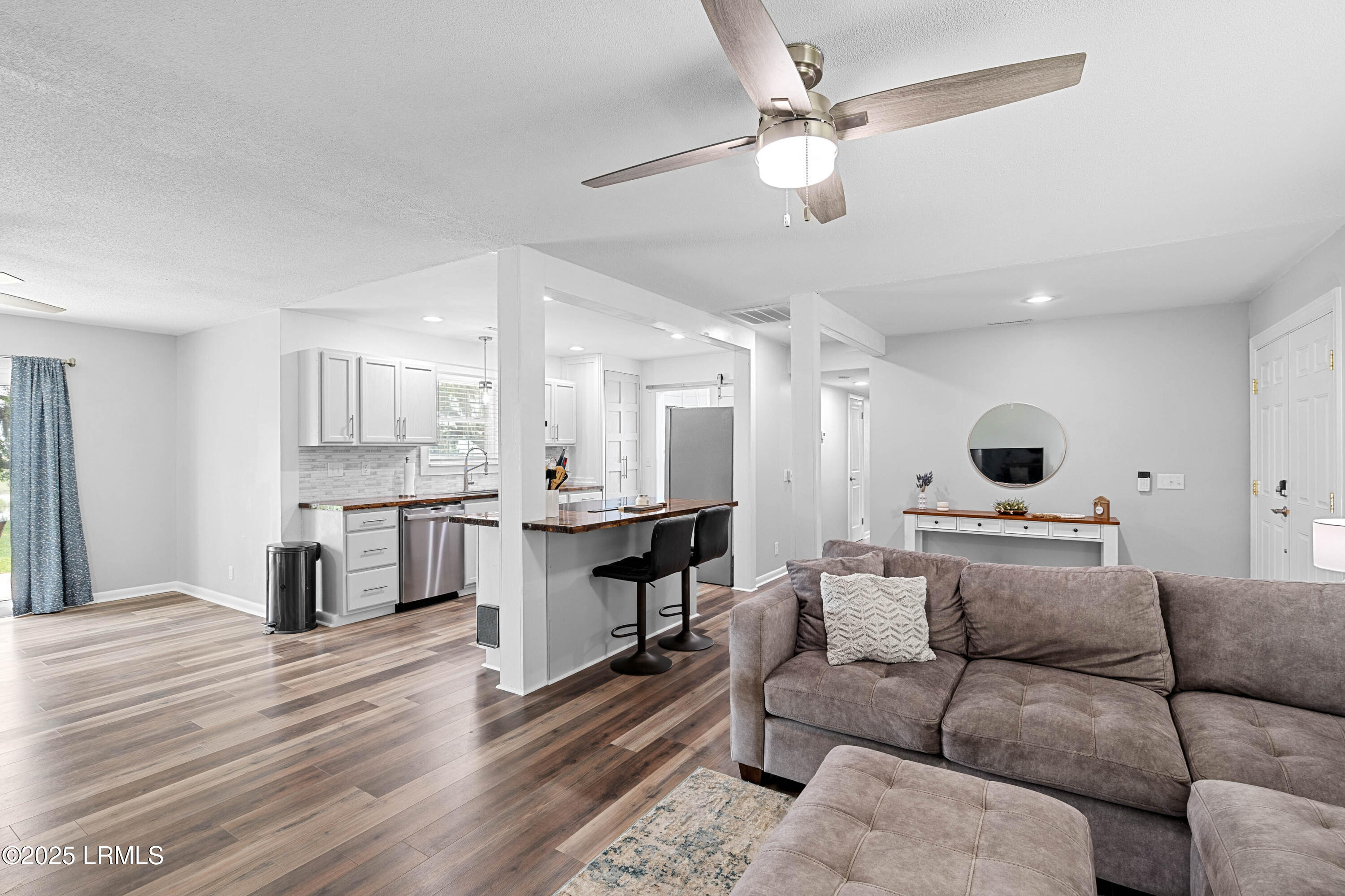 4018 Shell Point Road Beaufort, SC 29906 - Photo 9 of 38 4018 Shell Point-19