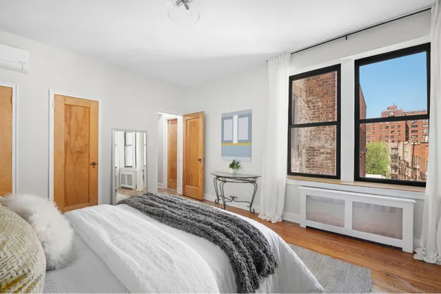 $1,595,000 | 407 Central Park West, Unit PH7B | Upper West Side