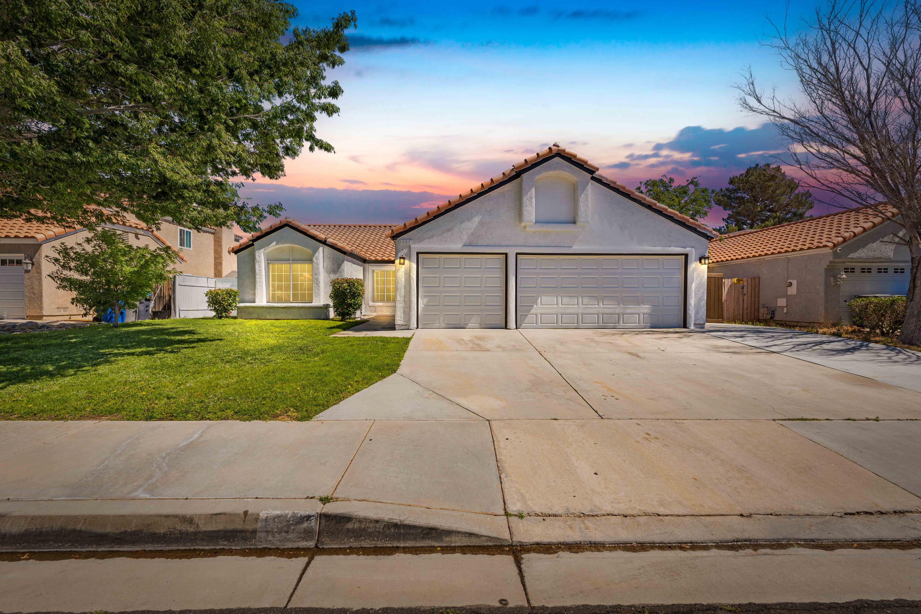 1565 Kings Road Palmdale, CA 93551 - Photo 1 of 36 Kings Rd_-1
