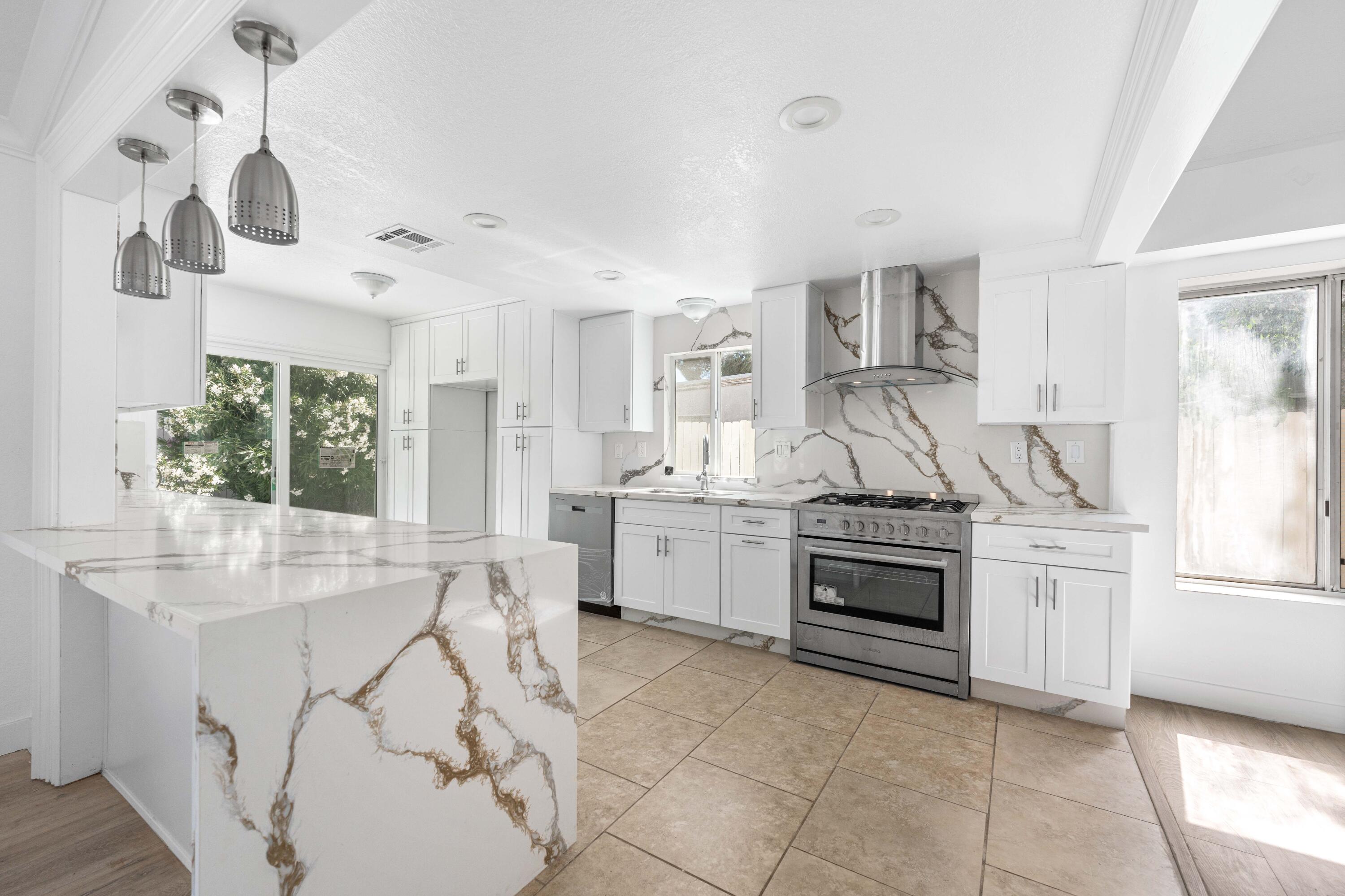 1565 Kings Road Palmdale, CA 93551 - Photo 11 of 36 Kings Rd-10