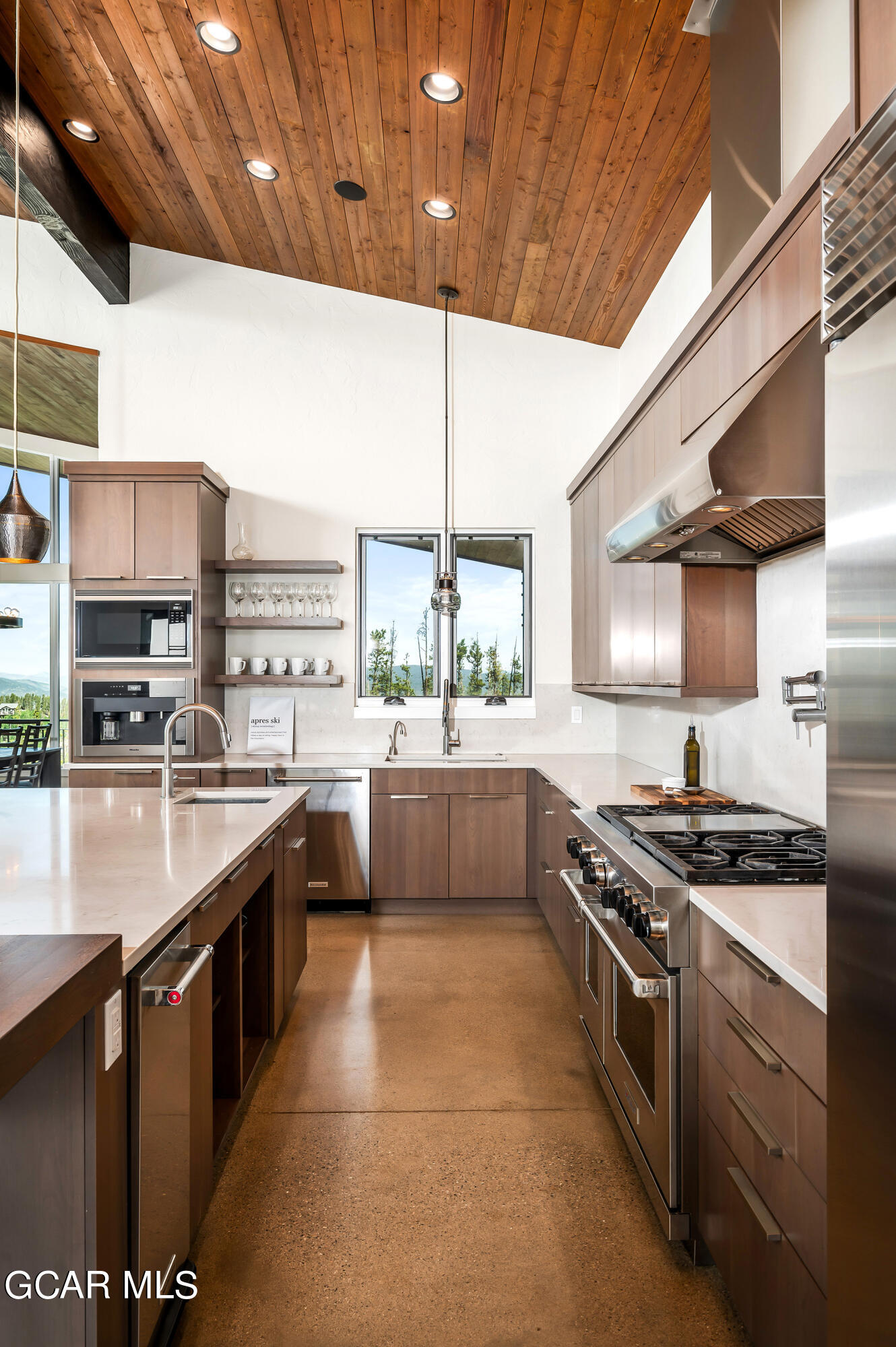 728 Cozens Ridge Fraser, CO 80442 - Photo 13 of 61 Kitchen 1