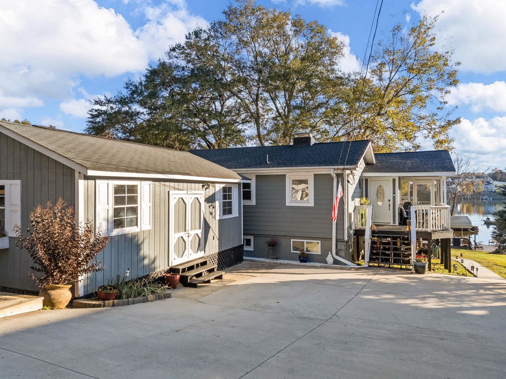 409 Lyman Lake Road Lyman, SC 29365 - Photo 3 of 40