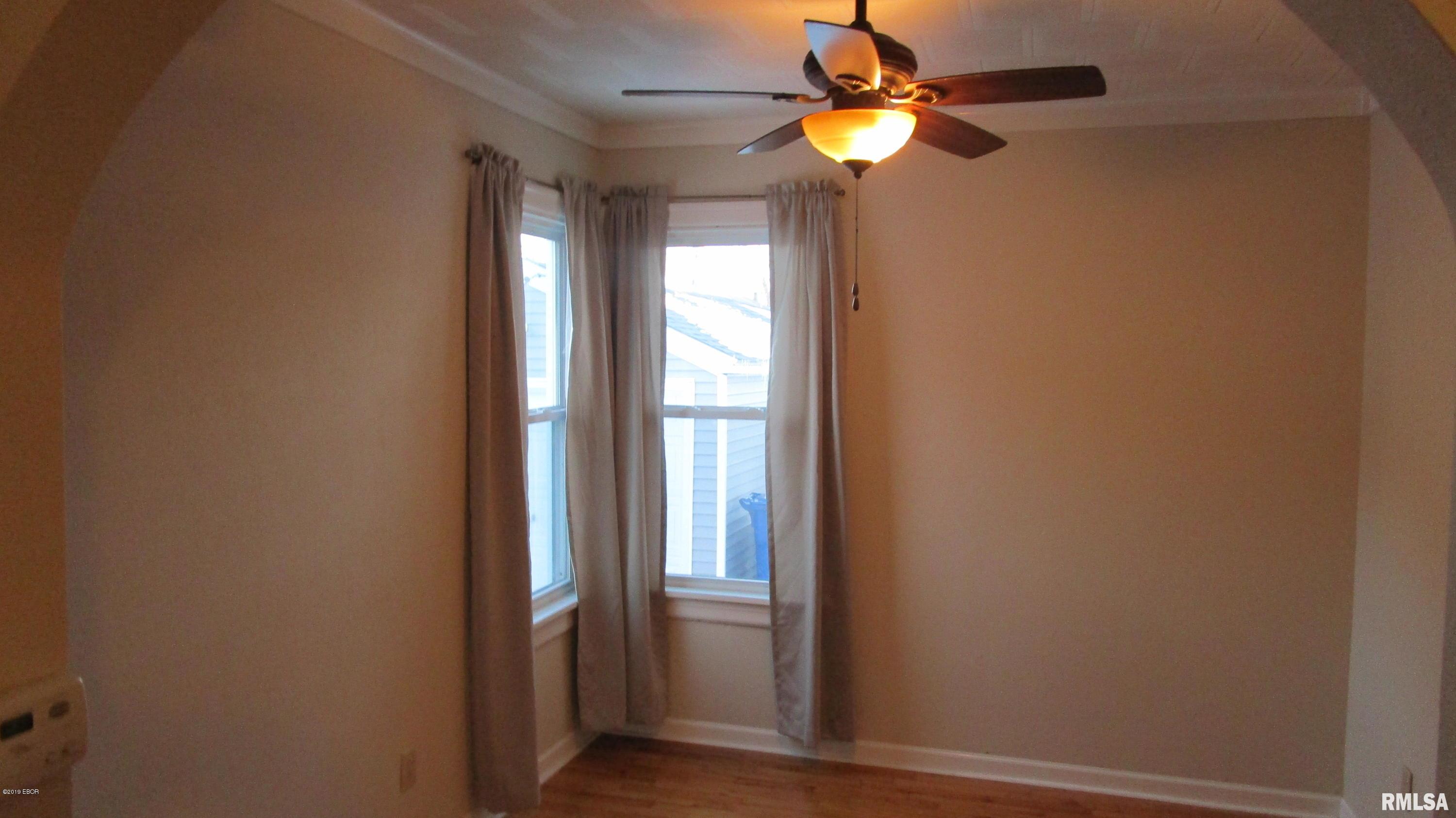 220 Flora Avenue Flora, IL 62839 - Photo 17 of 50 Gallery Image 17