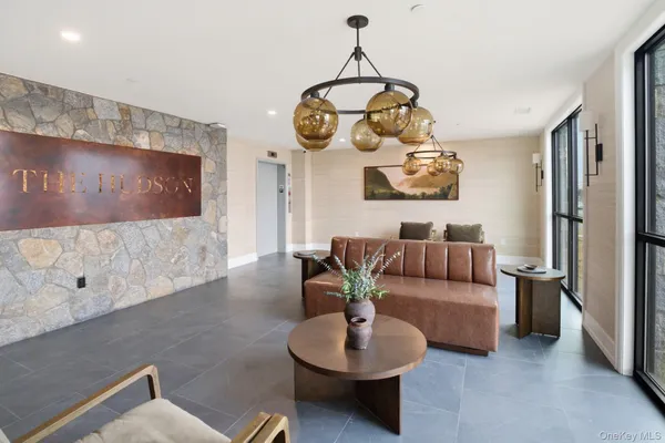 $3,300 | 25 South Riverside Avenue, Unit 107, Croton-on-Hudson, NY 10520