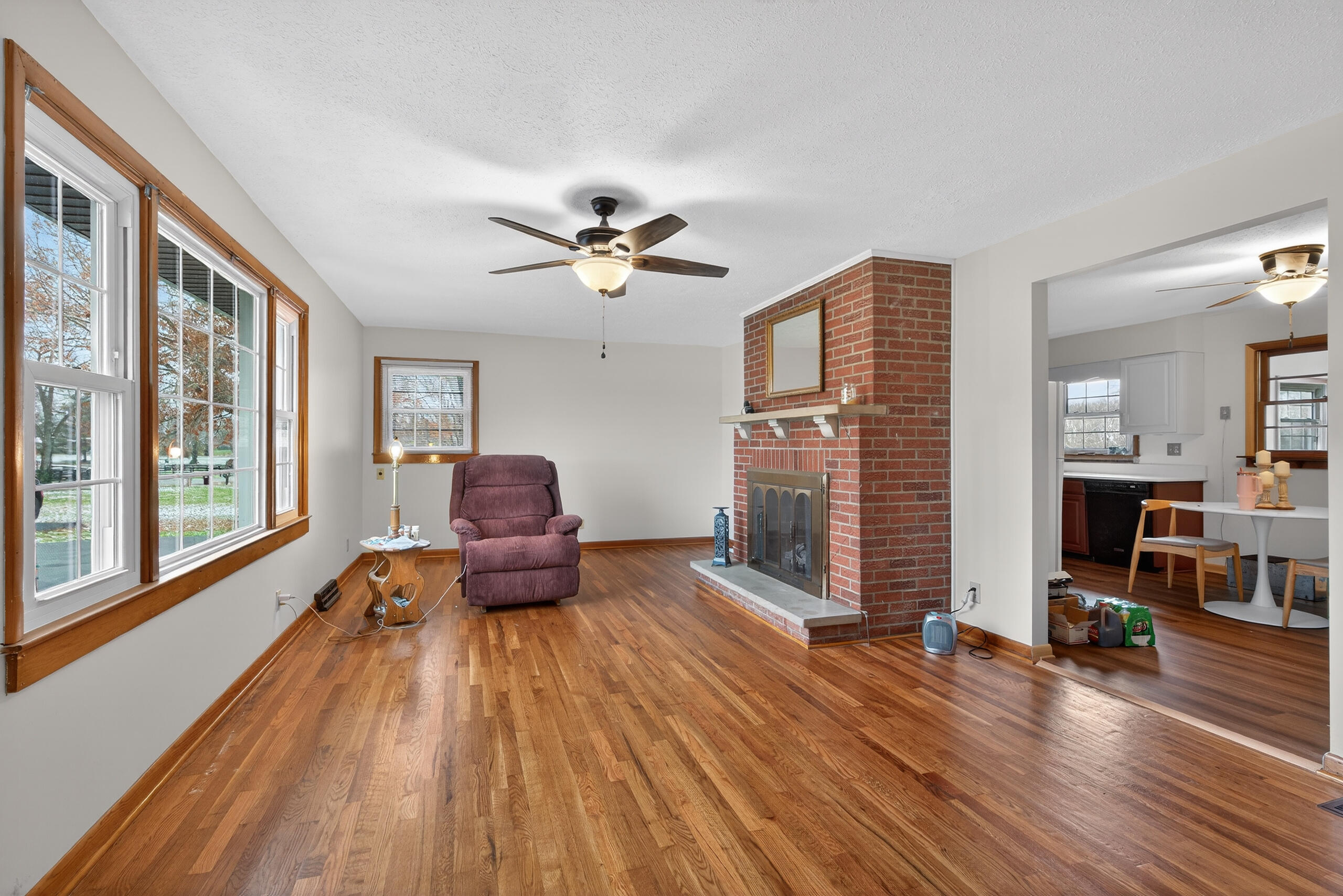 803 Clintonville Road Paris, KY 40361 - Photo 5 of 23 803clintonville05