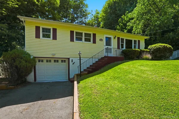 $449,000 | 30 Olympus Road, Highland Mills, NY 10930