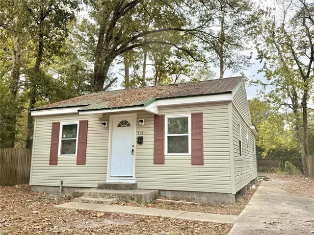$850 | 115 Rosewood Drive, Hammond, LA 70401
