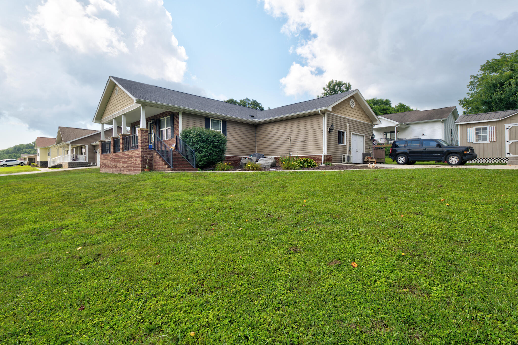 339 Foothills Drive Dayton, TN 37321 - Photo 2 of 31 339 Foothills Dr. 7