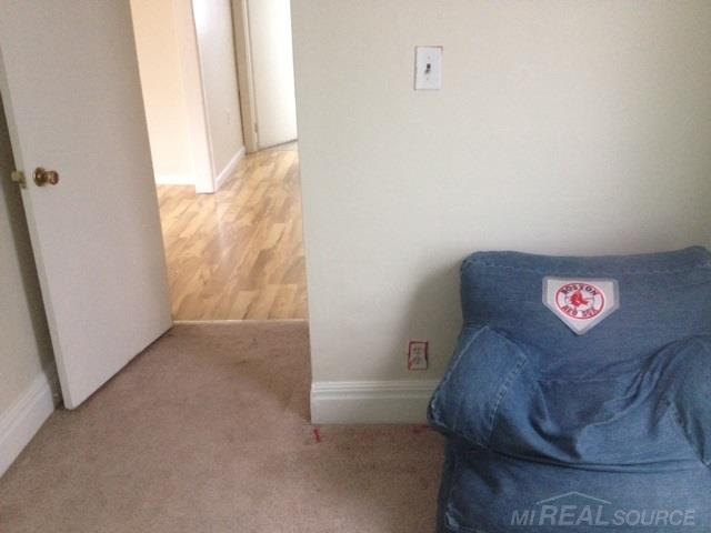 91 1/2 Muir Road Grosse Pointe, MI 48236 - Photo 13 of 23