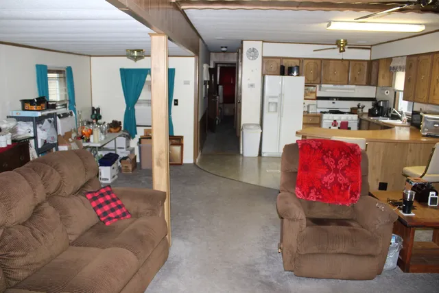 $30,000 | 92 Oak Avenue, Sandwich, IL 60548