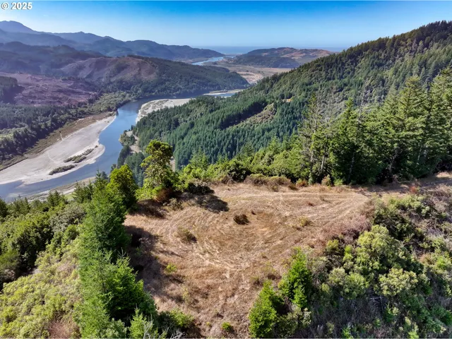 $1,515,000 | 32 Libby Creek Road, Gold Beach, OR 97444
