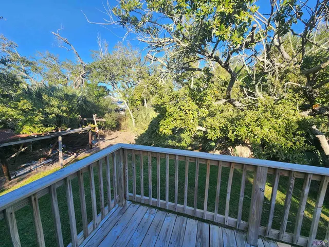 $160,000 | 176 Smith Lane, Grand Isle, LA 70358