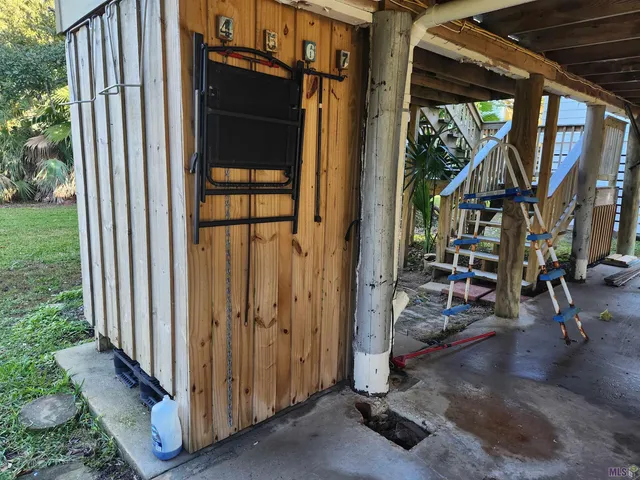 $160,000 | 176 Smith Lane, Grand Isle, LA 70358