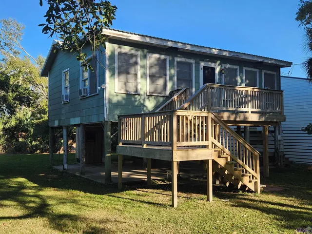 $160,000 | 176 Smith Lane, Grand Isle, LA 70358
