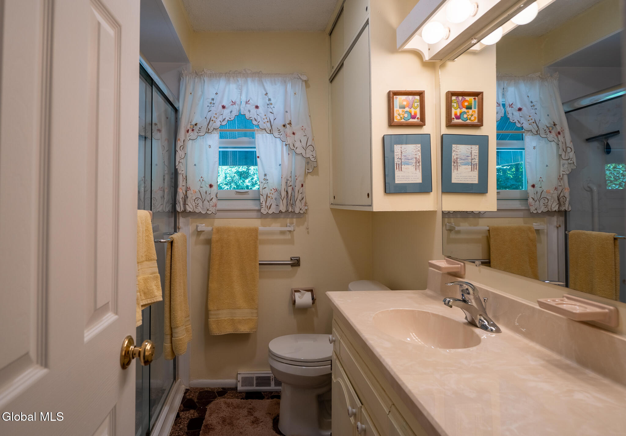 103 Union Avenue Bethlehem, NY 12054 - Photo 27 of 47 27