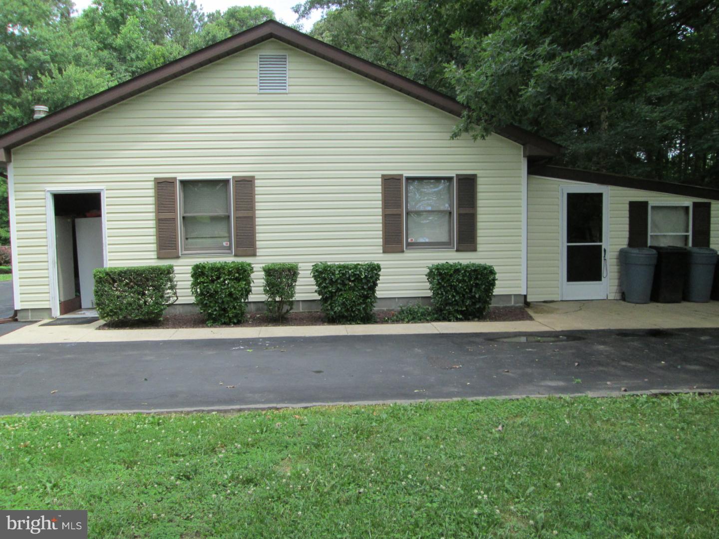 2114 Gun And Rod Club Road Houston, DE 19954 - Photo 4 of 25 Garage