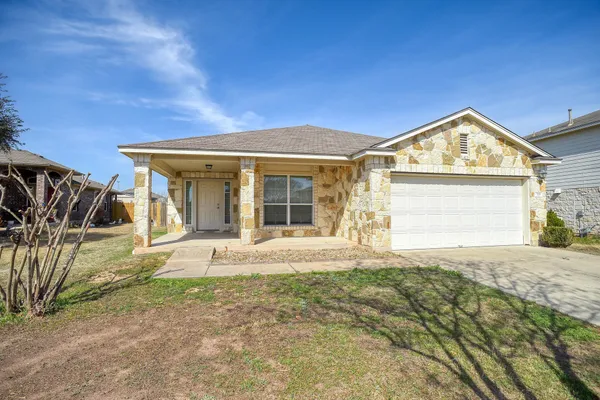 $2,000 | 319 Wildcat Drive, Bastrop, TX 78602