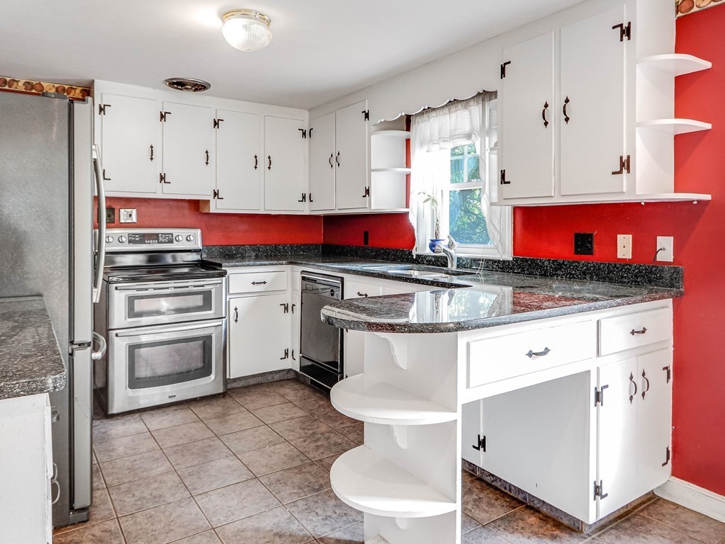 343 Prospect Hill Road Waltham, MA 02451 - Photo 13 of 41 Gallery Image 13