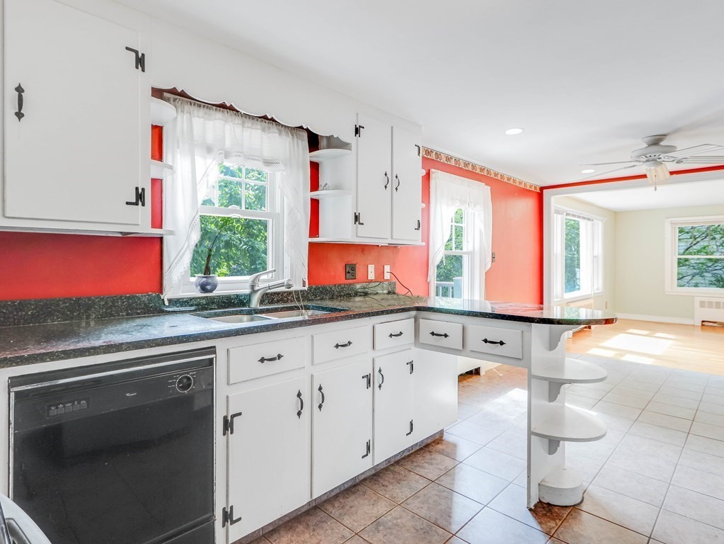 343 Prospect Hill Road Waltham, MA 02451 - Photo 14 of 41 Gallery Image 14