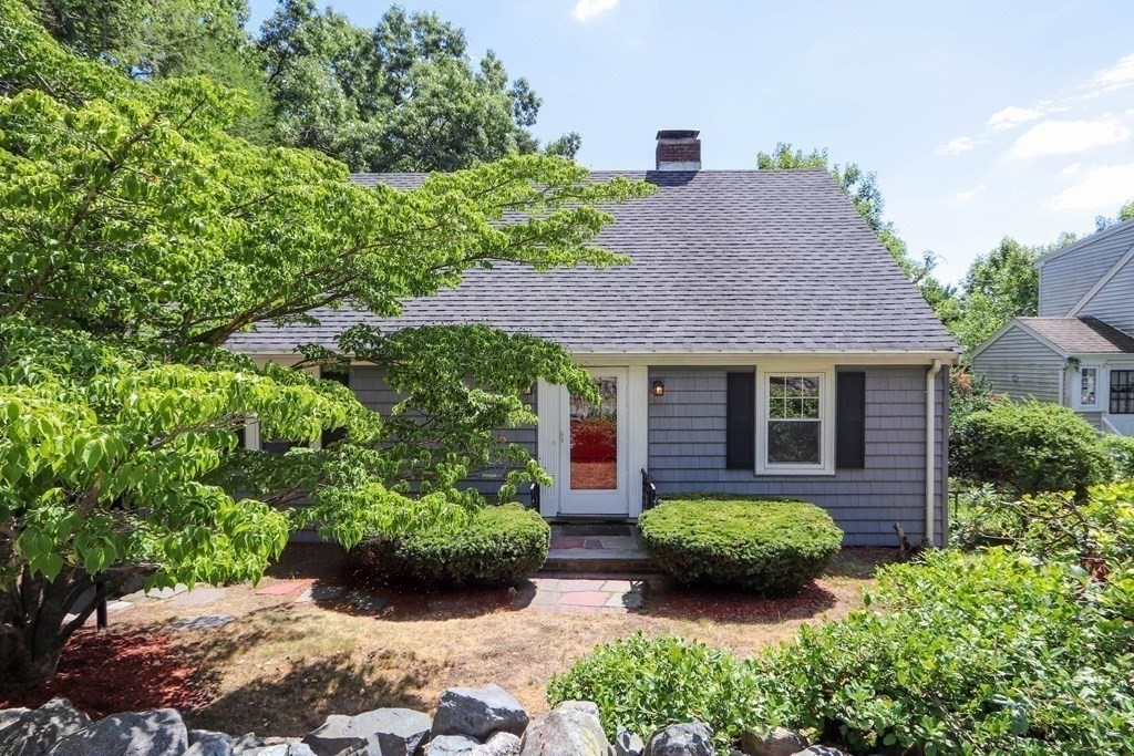 343 Prospect Hill Road Waltham, MA 02451 - Photo 2 of 41 Gallery Image 2