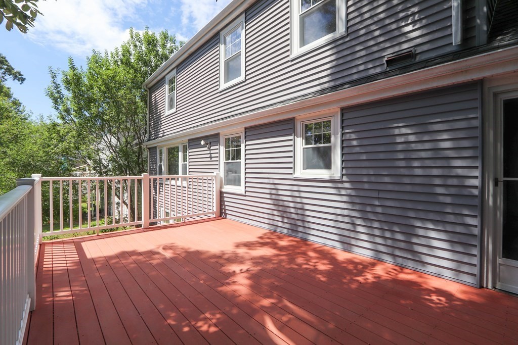 343 Prospect Hill Road Waltham, MA 02451 - Photo 10 of 41 Gallery Image 10