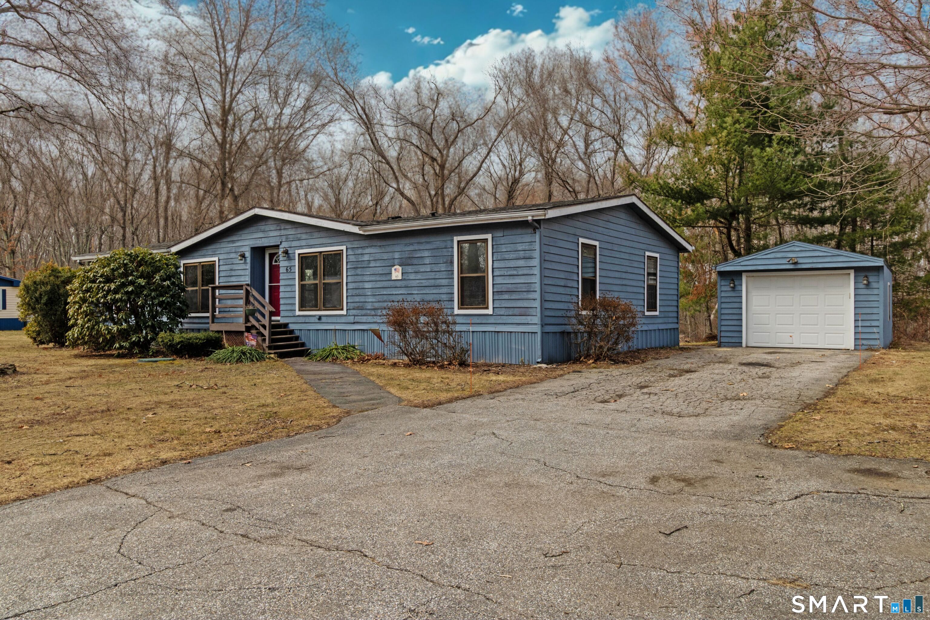 65 Colchester Cmns Colchester, CT 06415 - Photo 2 of 40