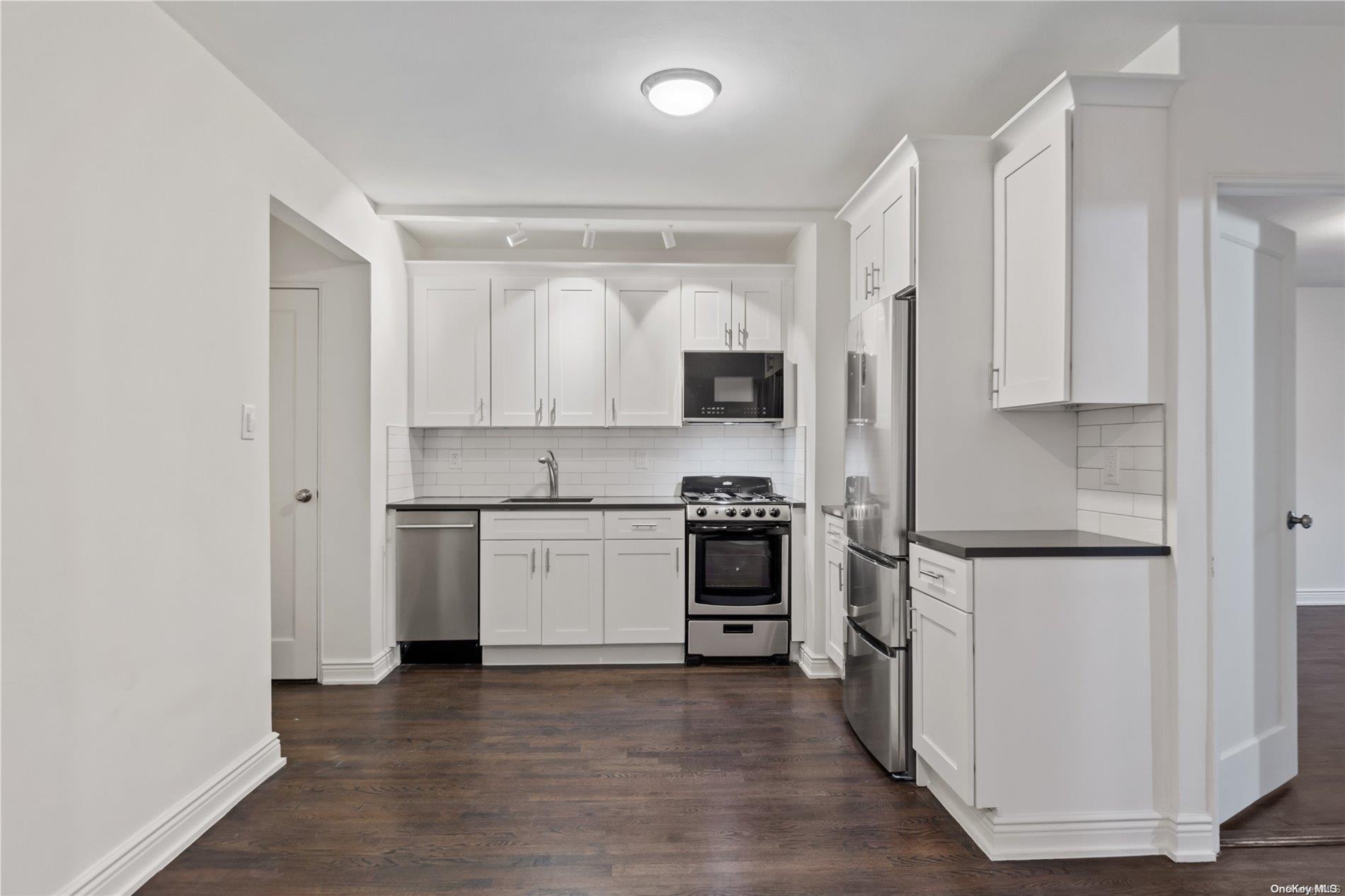 100-11 67th Road, Unit 426 Queens, NY 11375 - Photo 1 of 1 Gallery Image 1