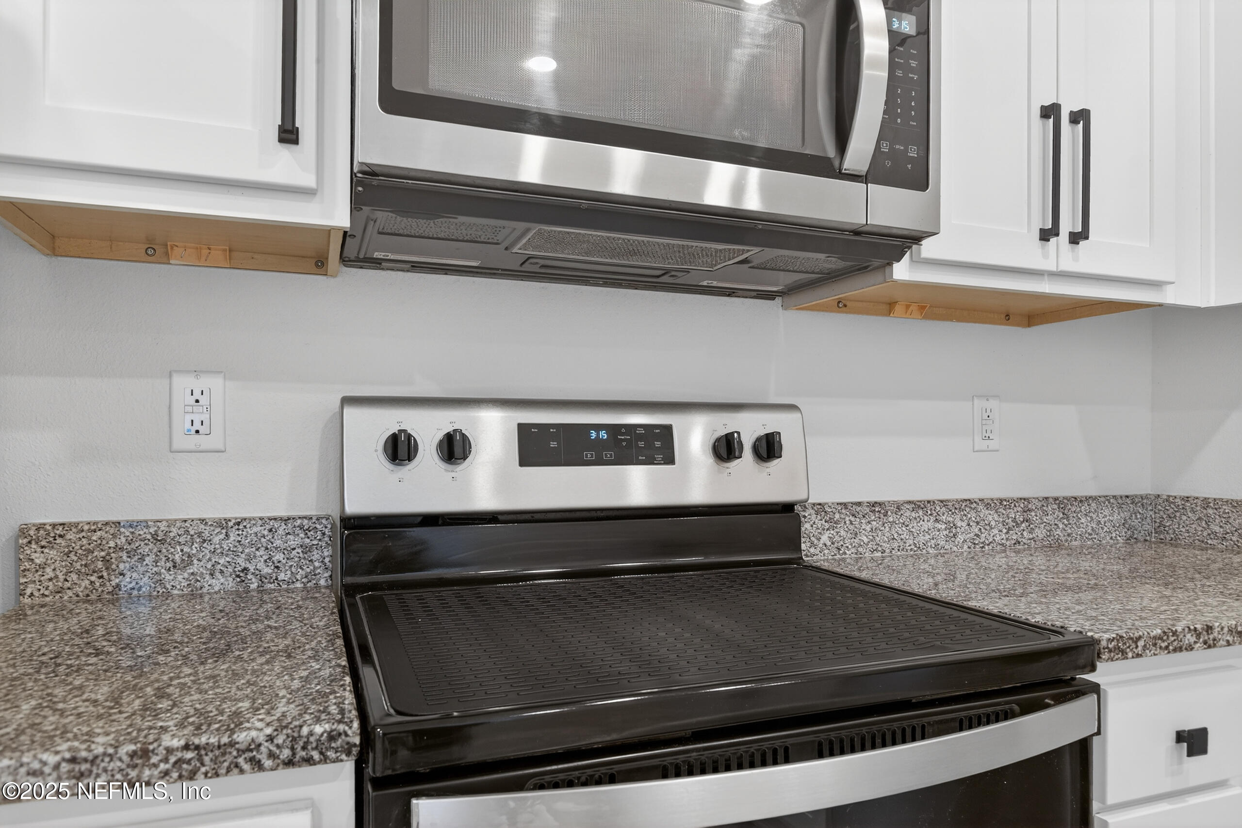 85 Talulla Trail St. Augustine, FL 32095 - Photo 11 of 55 Upgraded Kitchen Hardware