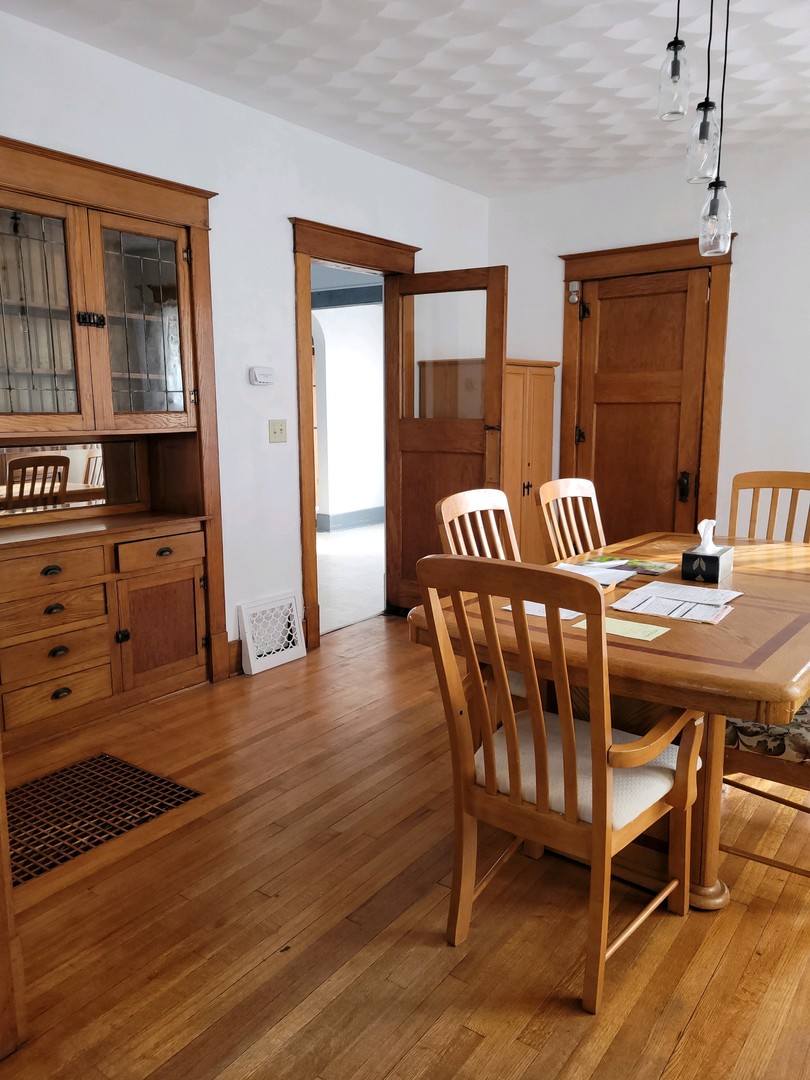 23175 Litwiller Road Delavan, IL 61734 - Photo 9 of 37 a dining room with furniture window and wooden floor