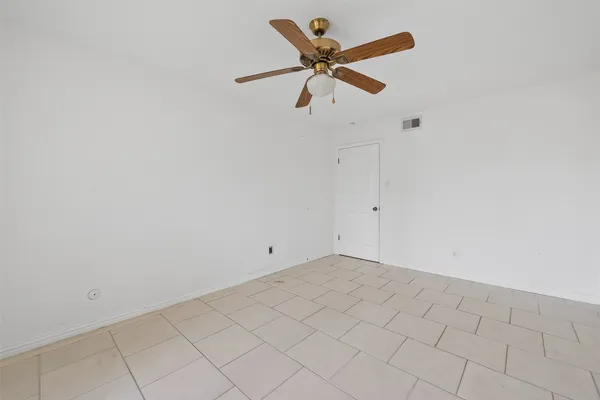 $1,500 | 14555 Wunderlich Drive, Unit 2208, Houston, TX 77069