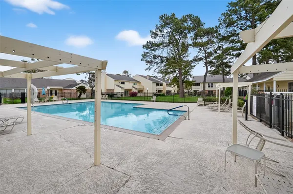 $1,500 | 14555 Wunderlich Drive, Unit 2208, Houston, TX 77069