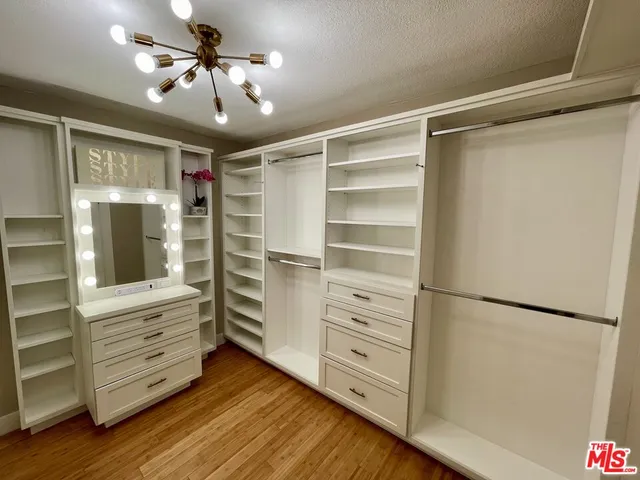 a view of empty room with window