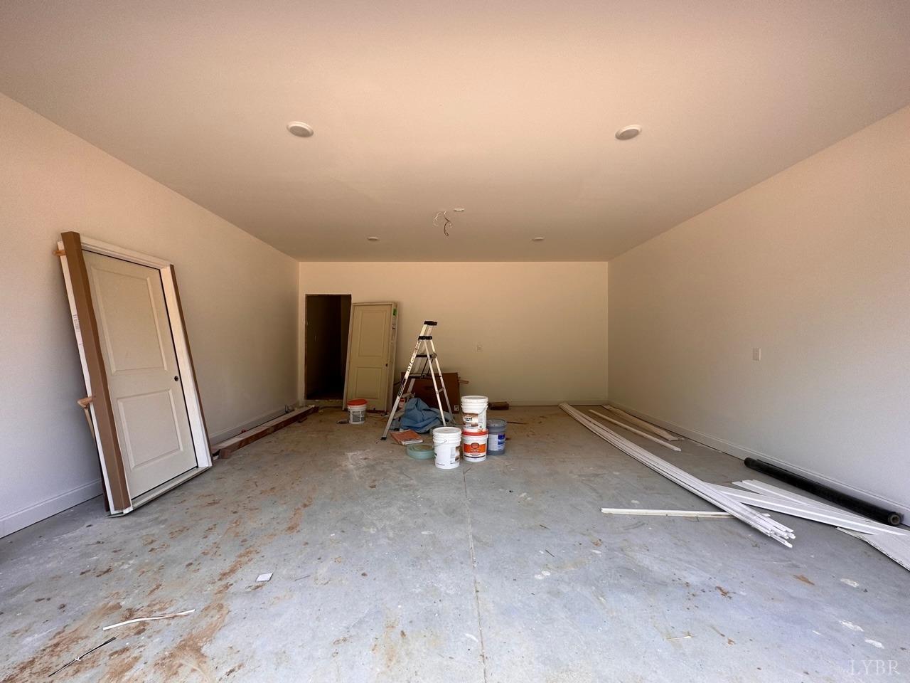 2811 Everett Road Forest, VA 24551 - Photo 33 of 49 Two Car Garage