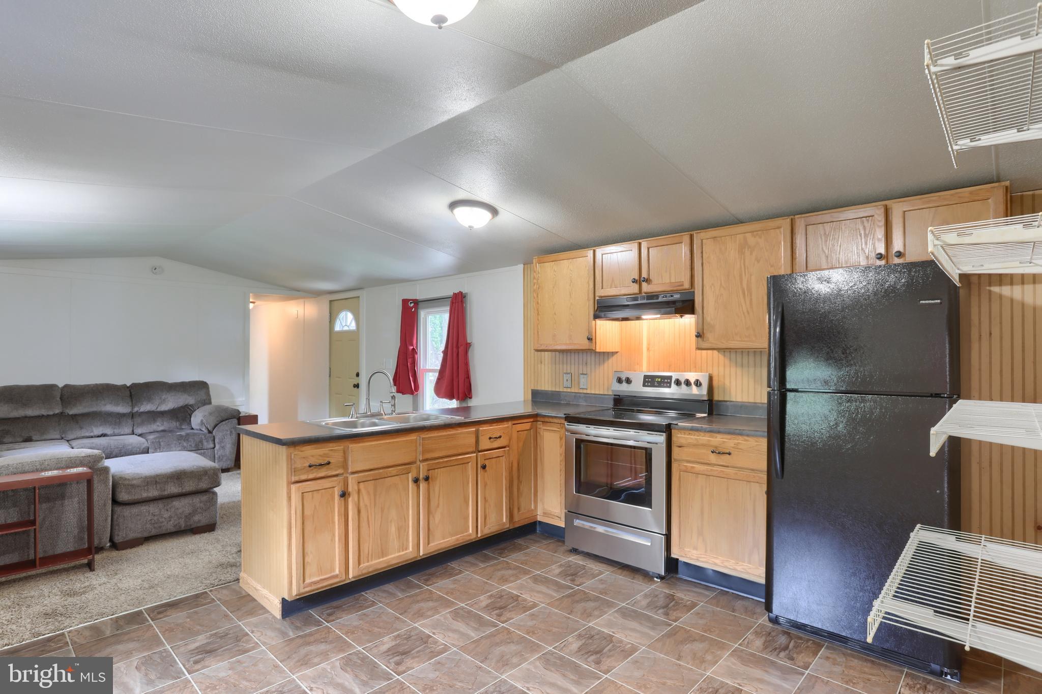 2182 Kenbrook Road, Unit 17 Lebanon, PA 17046 - Photo 6 of 24 Gallery Image 6
