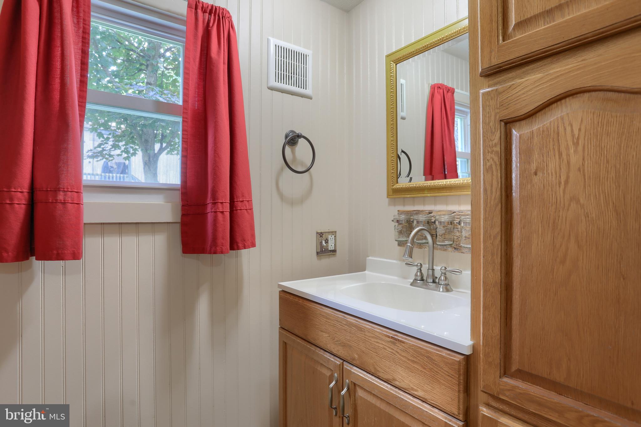 2182 Kenbrook Road, Unit 17 Lebanon, PA 17046 - Photo 9 of 24 Gallery Image 9