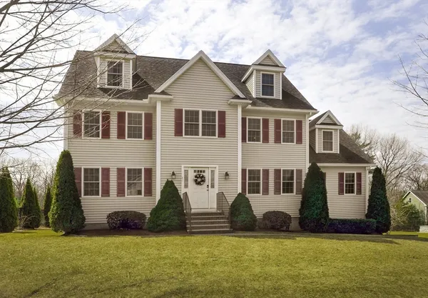 $1,400,000 | 46 Ashwood Avenue, Wilmington, MA 01887