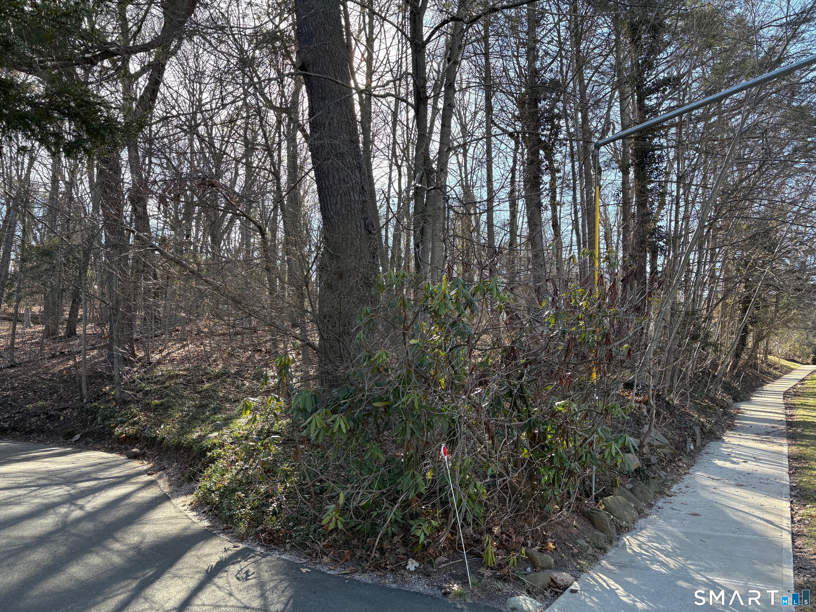 56 Blake Road Hamden, CT 06517 - Photo 2 of 3
