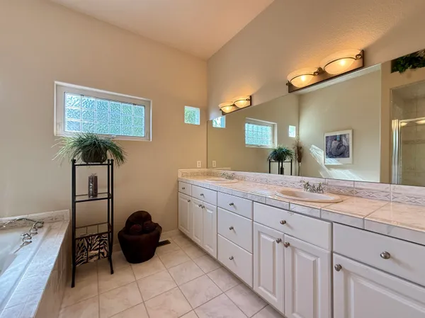 a view of livingroom with kitchen