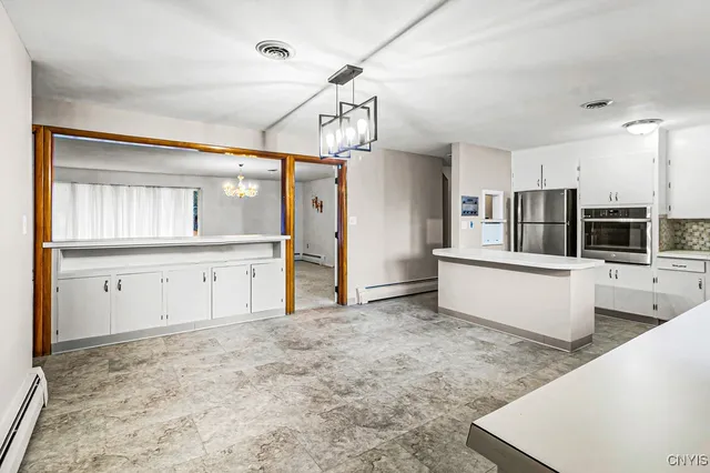 $399,900 | 154 Paris Road, New Hartford, NY 13413