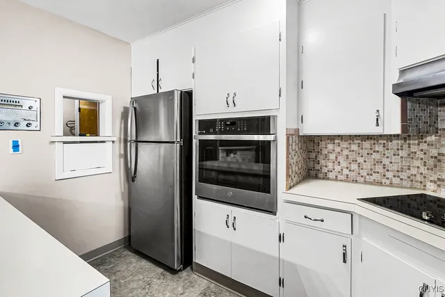 $399,900 | 154 Paris Road, New Hartford, NY 13413