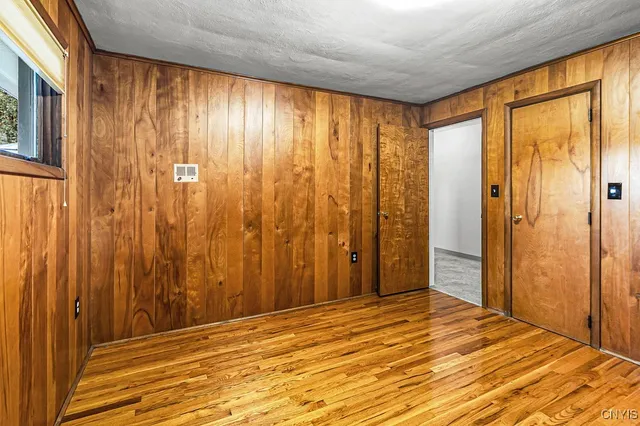 $399,900 | 154 Paris Road, New Hartford, NY 13413