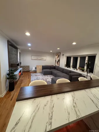 $4,400 | 545 Pelham Road, New Rochelle, NY 10805